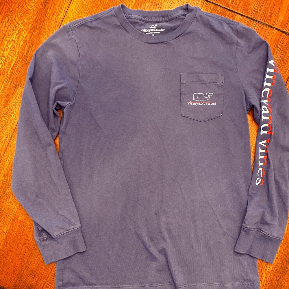Vineyard Vines Long Sleeved T-Shirt